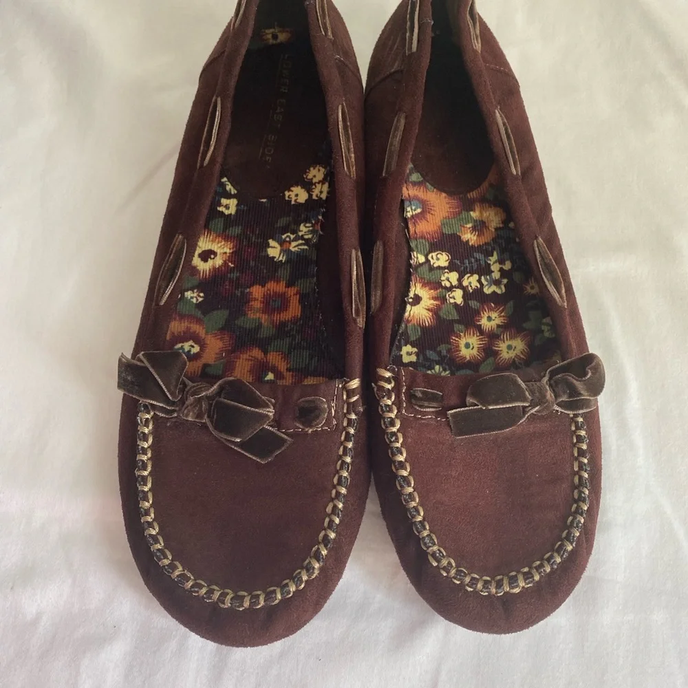 LOWER EAST SIDE Women Leather Moccasin Slip On Shoes 9.5 Red Wine Canoe Loafers